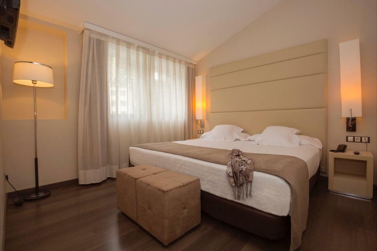 Yomo Mola Park Hotell Escaldes Eksteriør bilde